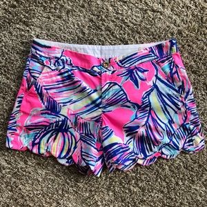 Lilly Pulitzer buttercup shorts size 6 like new!